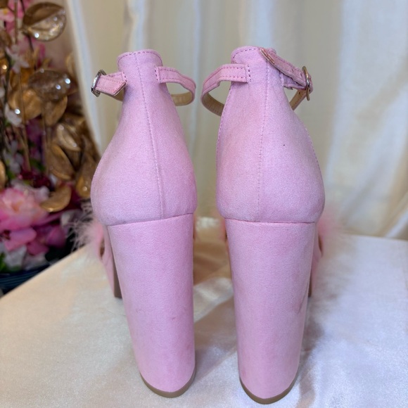 Fashion Nova Pink Fuzzy Slipper Heels- 9 - Picture 5 of 7